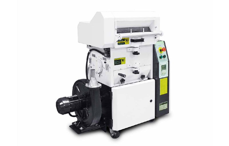 Types of Industrial Plastic Granulator Machines-Roll-feed Granulator